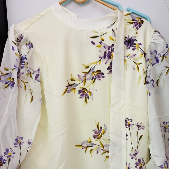 madame Tops - Madame floral print top !